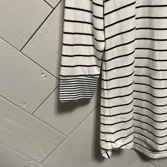 NWT Raglan Knit Top - Picture 6 of 6